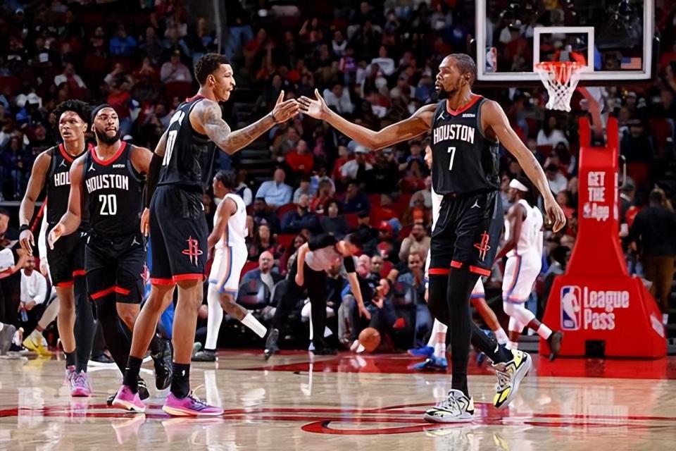 7 GAME下载-几年过去了一点都没进步！火箭锋线新星的情况真是令人非常担心？